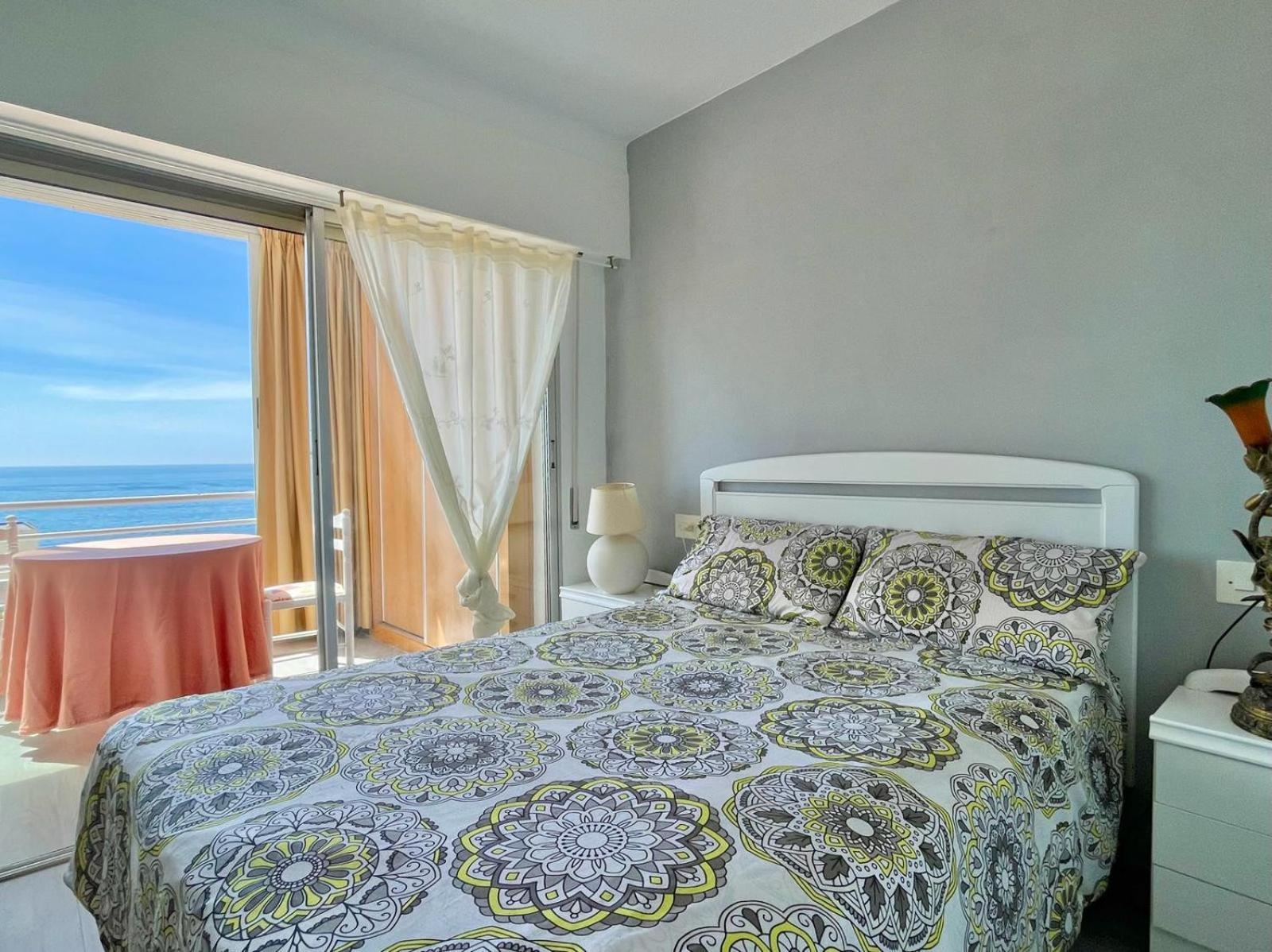 Trinisol High Views Levante